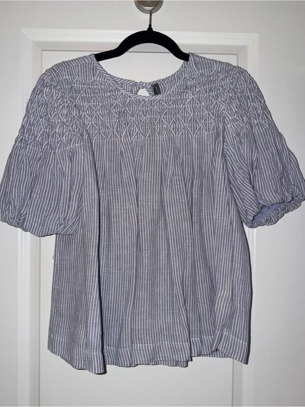 By Anthropologie Liza Puff-Sleeve - Blue/White Smocked Linen Top